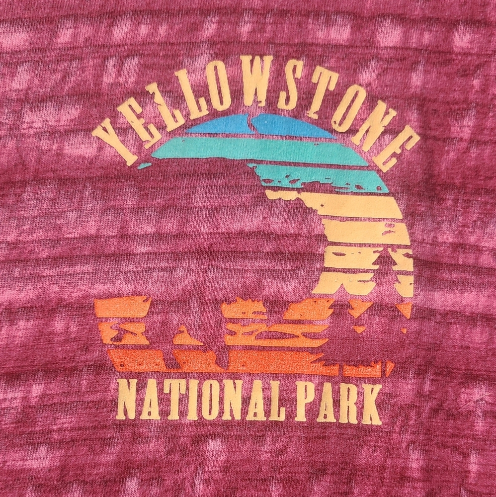 Yellowstone National Park Maroon Mens T Shirt by Colortone Size L
